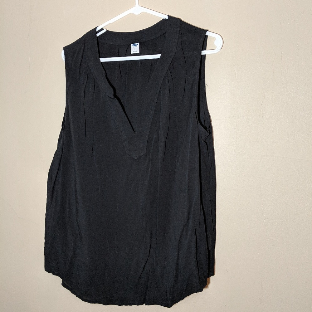 Old Navy cotton shell - never worn